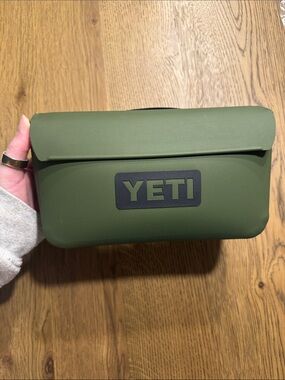 Yeti 1L WATERPROOF Sidekick GEAR CASE